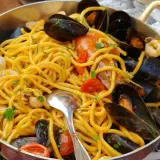 Gdzie zjeść w Riva del Garda? Odkryj najlepsze restauracje i smaki