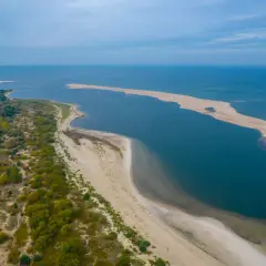 Mapa wybrzeża Bałtyckiego: Odkryj urokliwe plaże i miasteczka