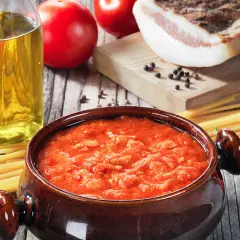 Przepis na pyszną pastę z amatriciana - Prosty przepis na domowy sos amatriciana