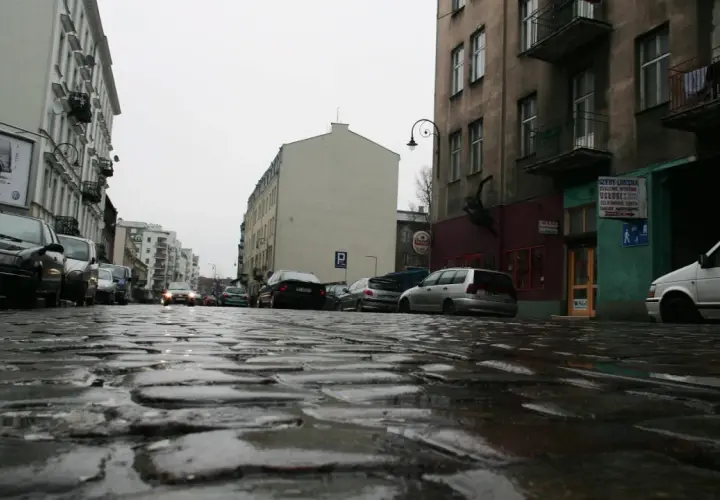Czy w Warszawie jest bezpiecznie? Odkryj niebezpieczne dzielnice i porady