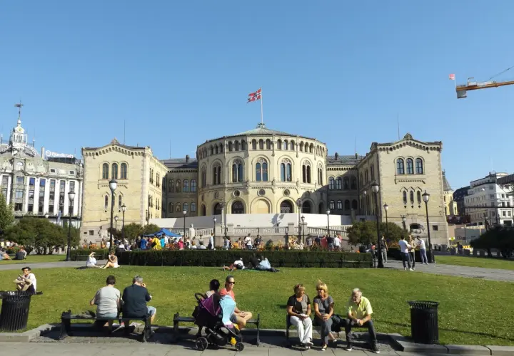 Czy w Oslo jest bezpiecznie? Oto, co musisz wiedzieć o zabezpieczeniach.