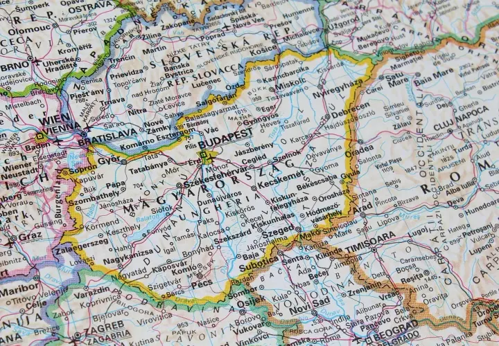 Jakiej waluty używać na Węgrzech, by uniknąć niepotrzebnych kosztów i problemów?