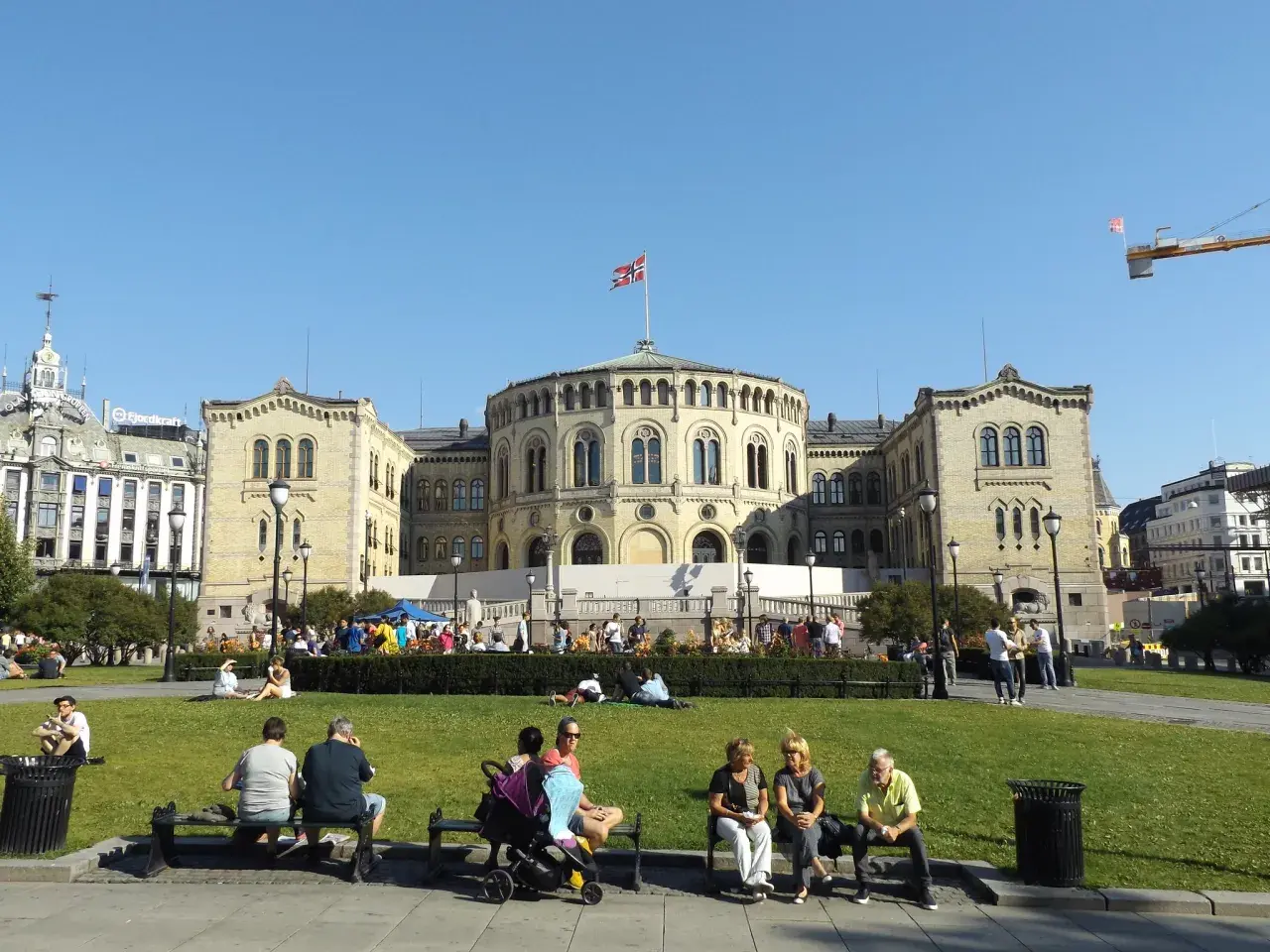 Czy w Oslo jest bezpiecznie? Oto, co musisz wiedzieć o zabezpieczeniach.